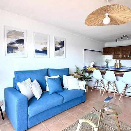 Apartment Endless Blue By Deihu Experiences *