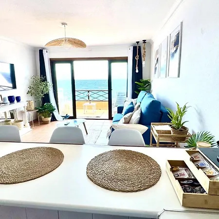 Apartment Endless Blue By Deihu Experiences *